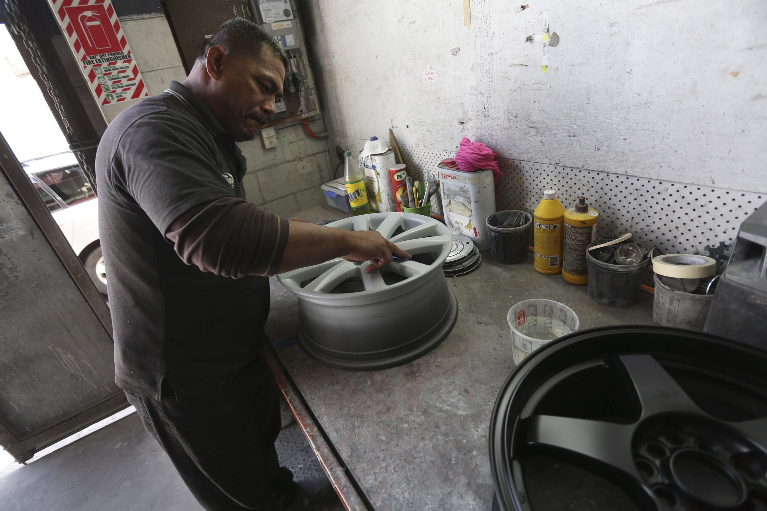 Prime & Prep — Mag Wheel Guru wheel repair process